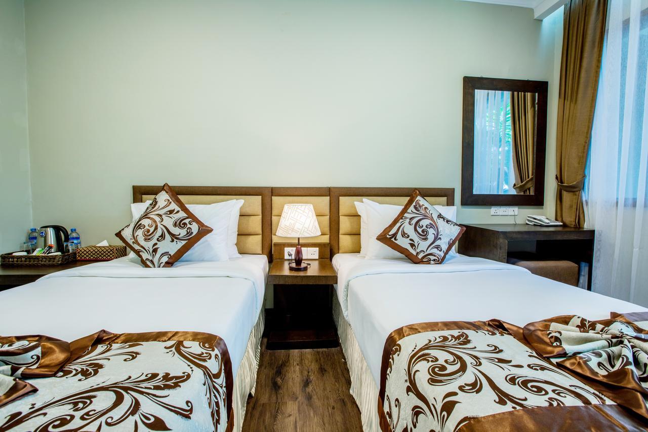 Cloud 10 Boutique Hotel Yangon Exterior foto