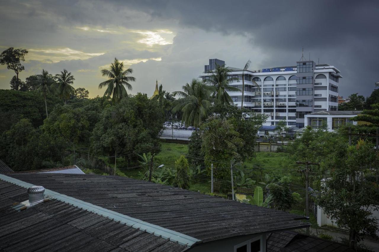 Cloud 10 Boutique Hotel Yangon Exterior foto